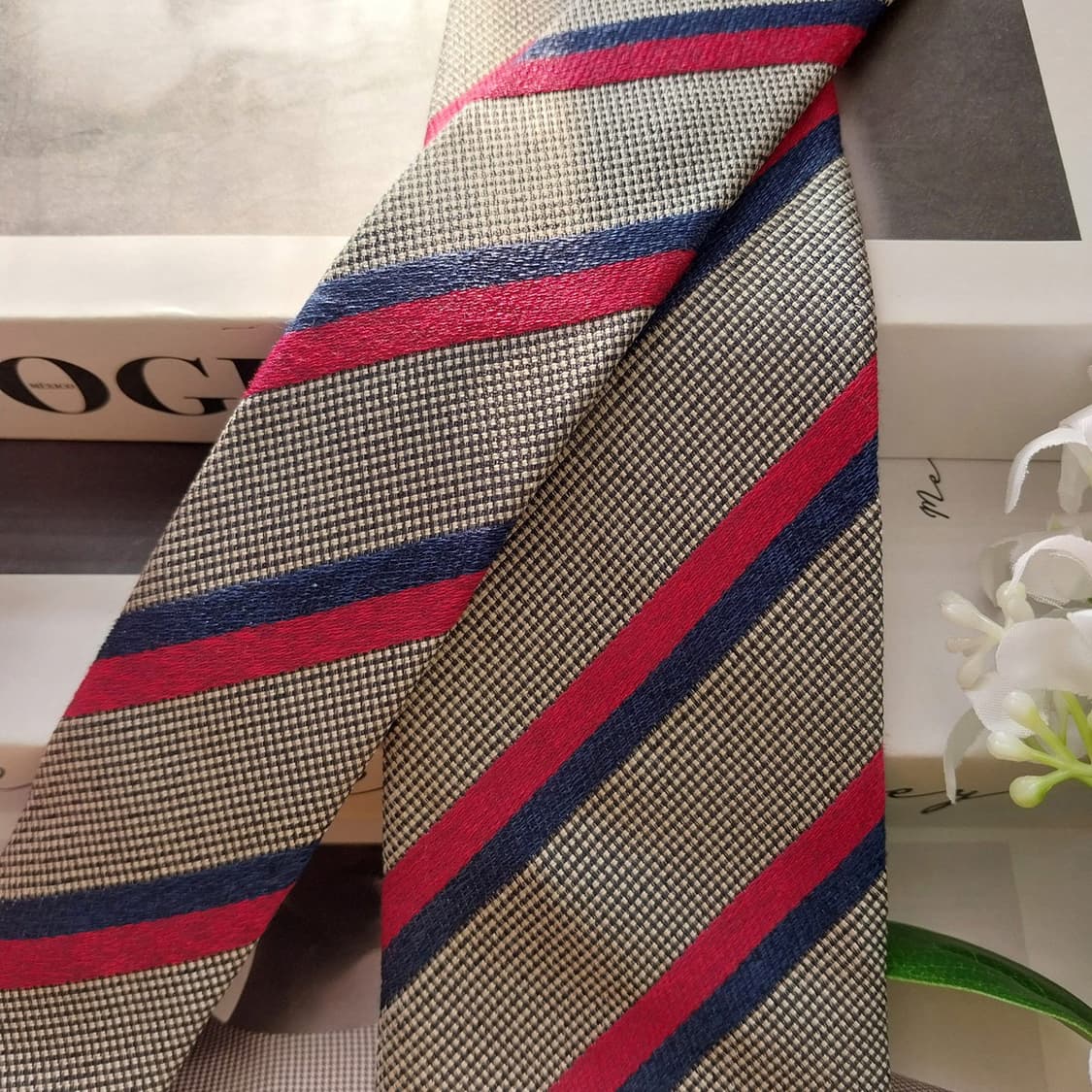 듀퐁 실크 그레이 스트라이프 슬림 넥타이 7.9cm A+등급 k1914
 상품이미지4