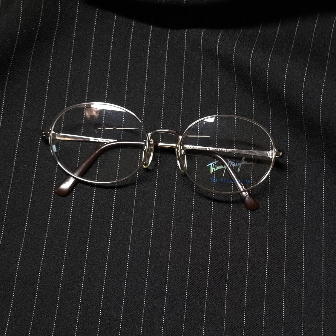 띠에리 뮈글러 안경 상품이미지2