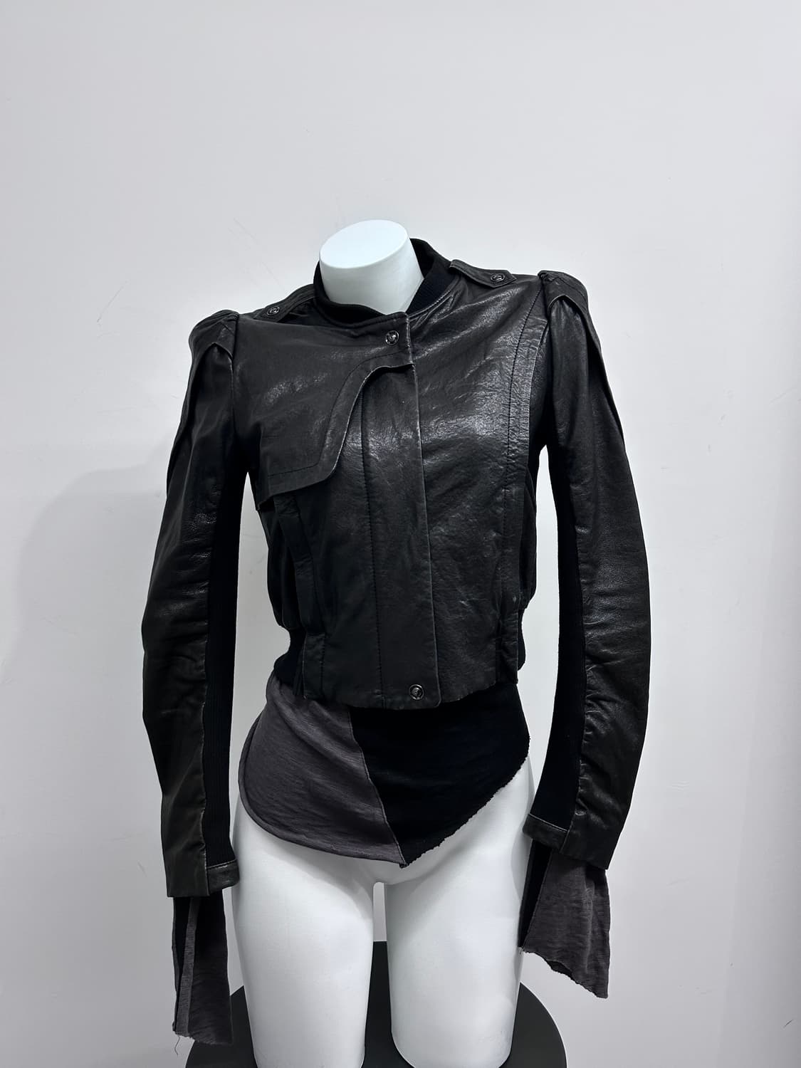 판넬 레이어드 크롭 램스킨 자켓 상품이미지4