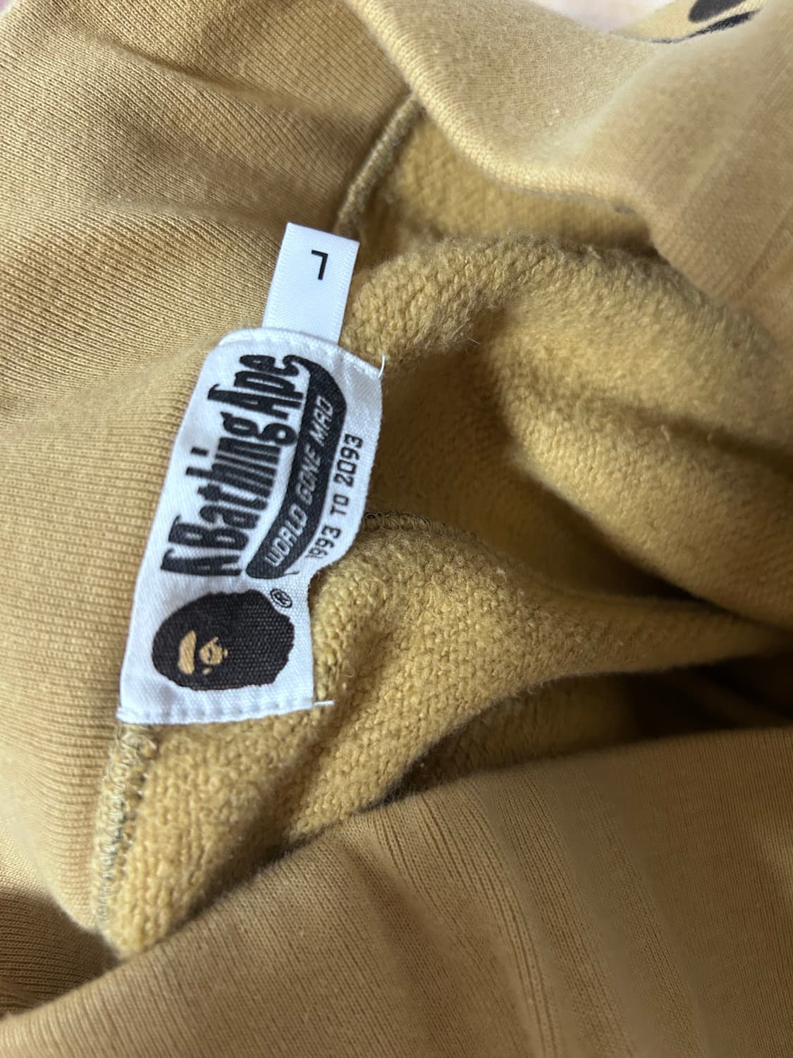 베이프 샤크 황계 조거팬츠 상품이미지2