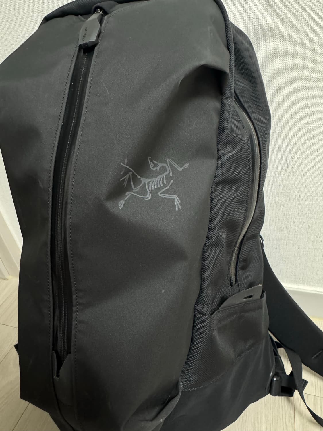 아크테릭스 아로22 백팩 블랙 판매!! #살로몬 아크테릭스 스투시 노스페 상품이미지3