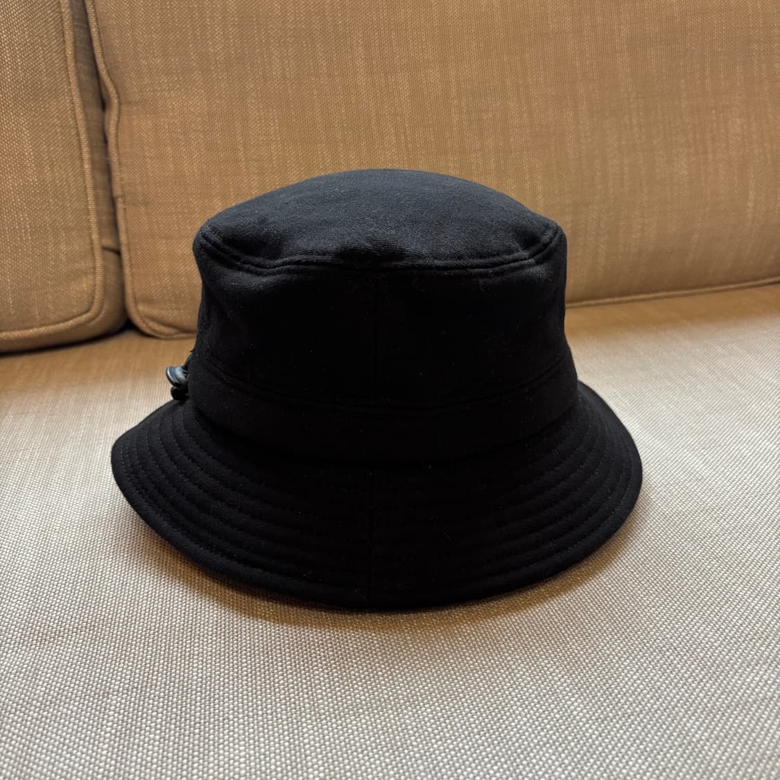 버킷(BUCKET) 블랙 속기모 코튼 로고 버킷햇 (남여공용) 상품이미지4