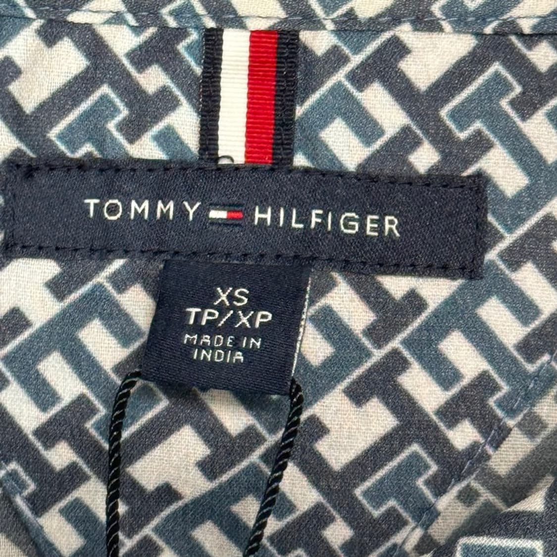 새상품 TOMMY HILFIGER 모노그램 시폰 미니 드레스 XS 상품이미지3