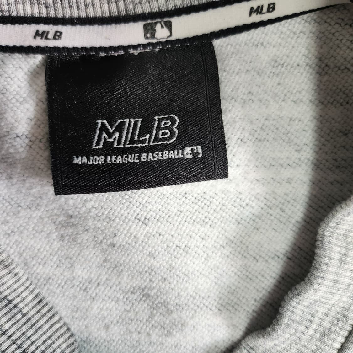 MLB 뉴욕양키즈 맨투맨 상품이미지2