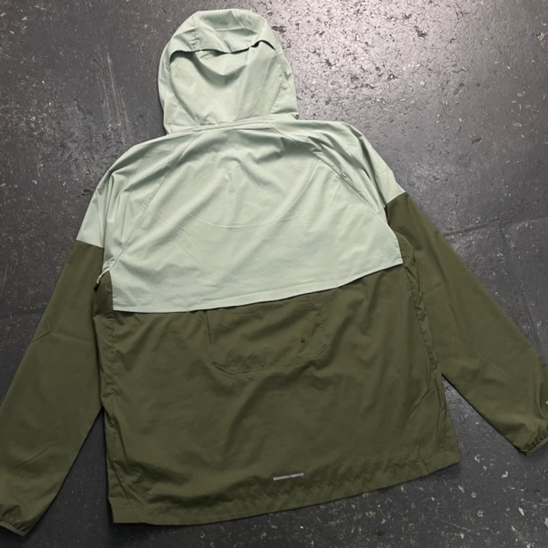 100 나이키 윈드러너 리펠 런닝 바람막이  상품이미지5