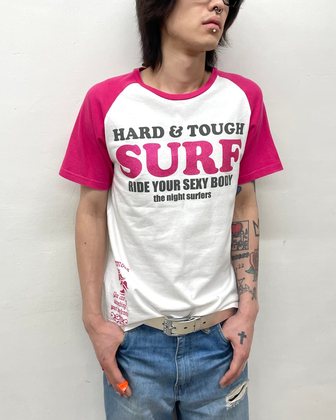 Glossy Pink Lettering T-Shirt  상품이미지3