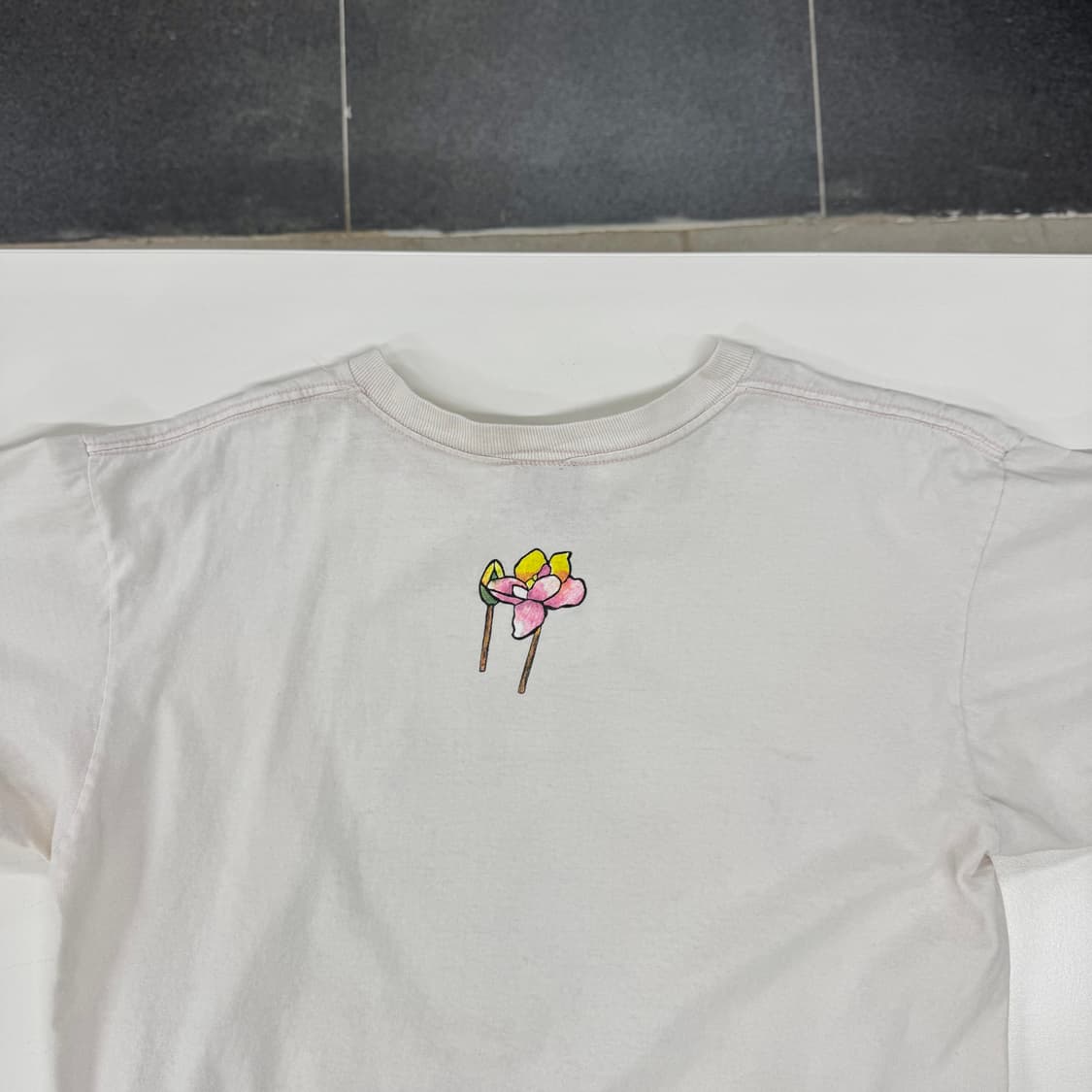 90‘s Lotus Flower Motif Art T-shirts 상품이미지6