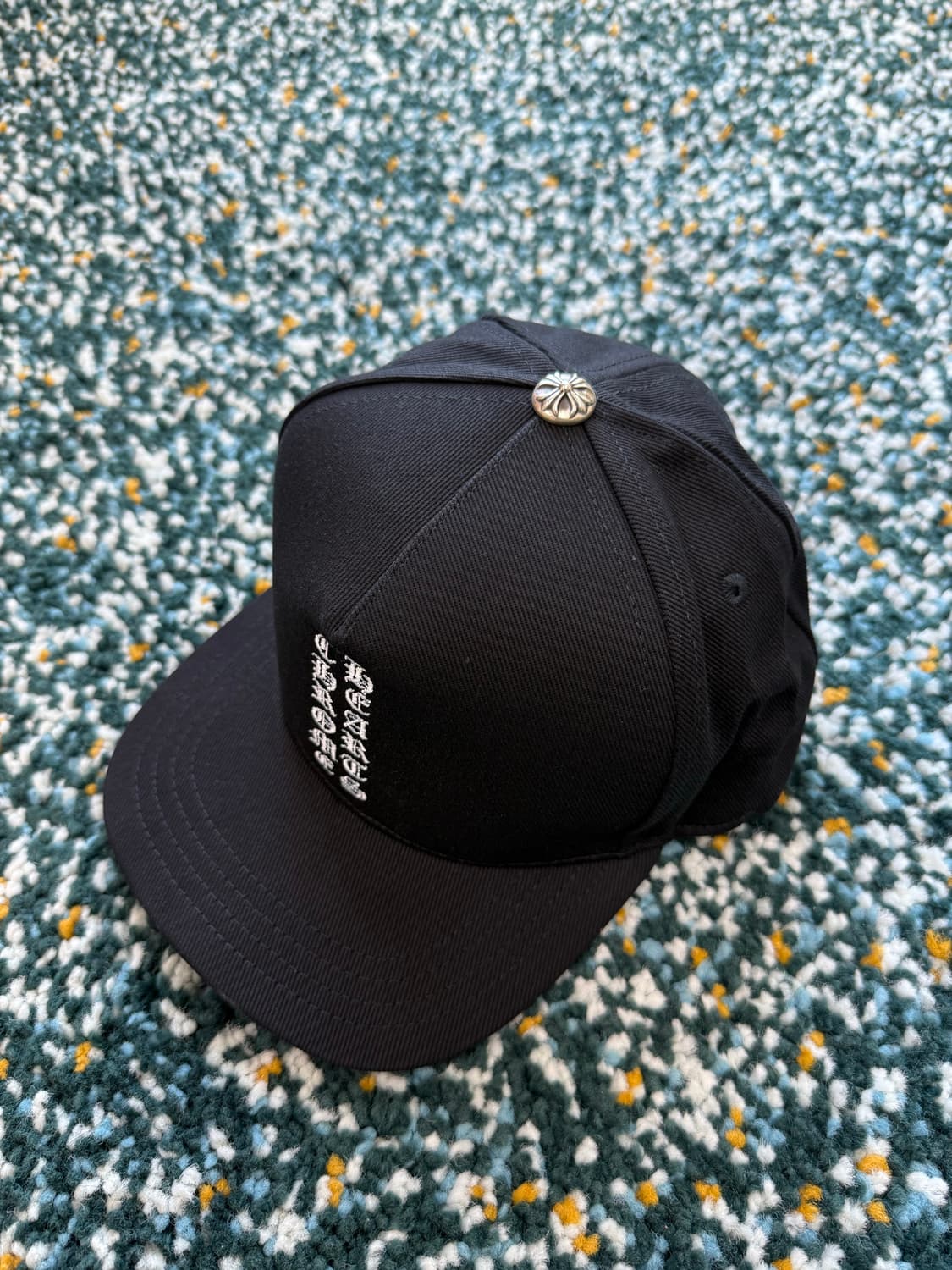 크롬하츠 버티컬 백 로고 캡 모자 블랙 상품이미지2