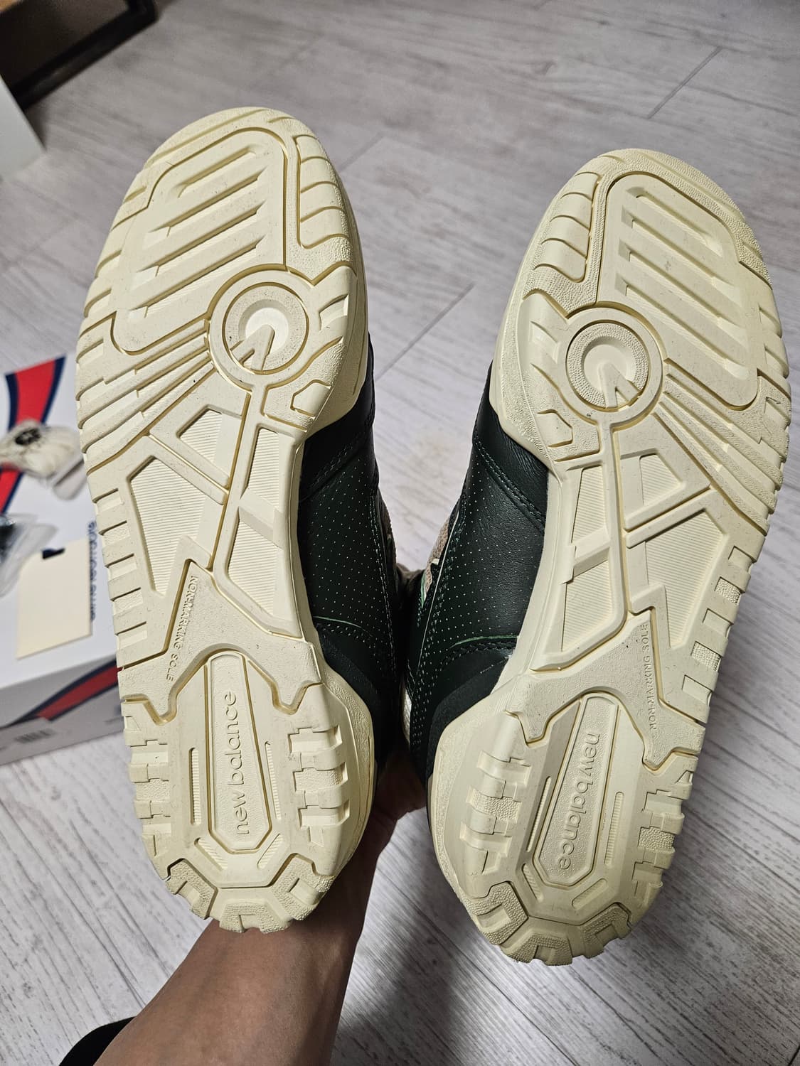 뉴발란스x에메레온도르 650R 포레스트 그린 265사이즈 상품이미지6