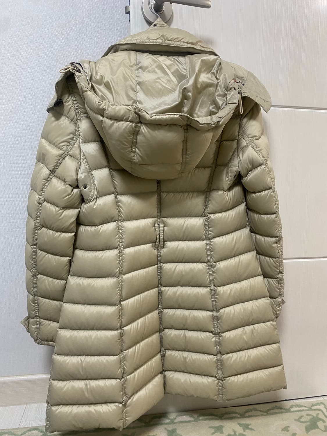 버버리 퀼팅 구스다운 패딩 상품이미지4