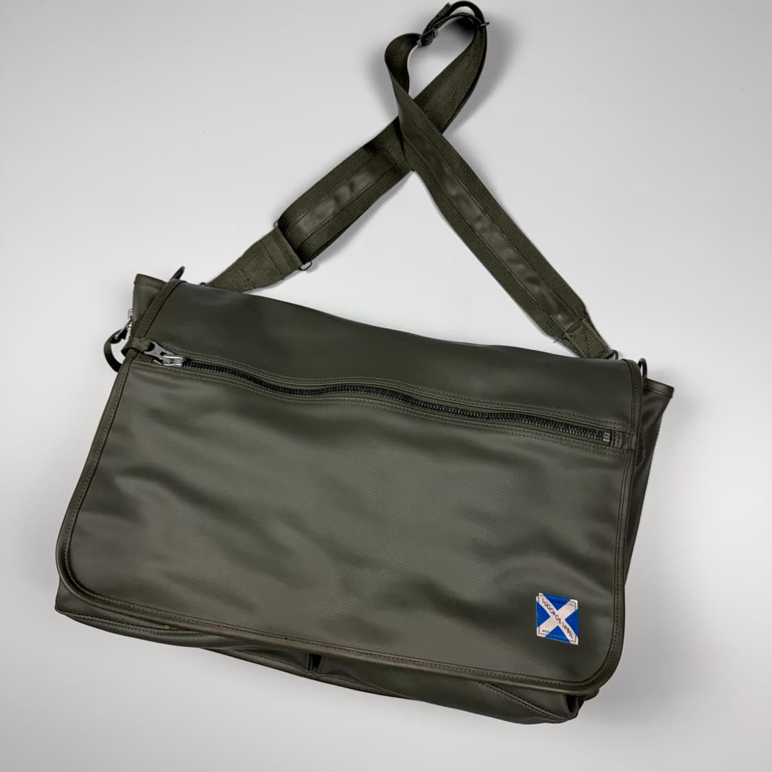 요시다포터 러기지라벨 뉴라이너 메신저백 올리브 L 상품이미지2
