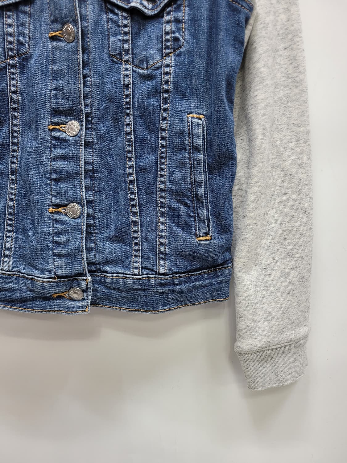 LEVI'S 리바이스 하이브리드 후드 트러커 자켓 / 여 S
 상품이미지4