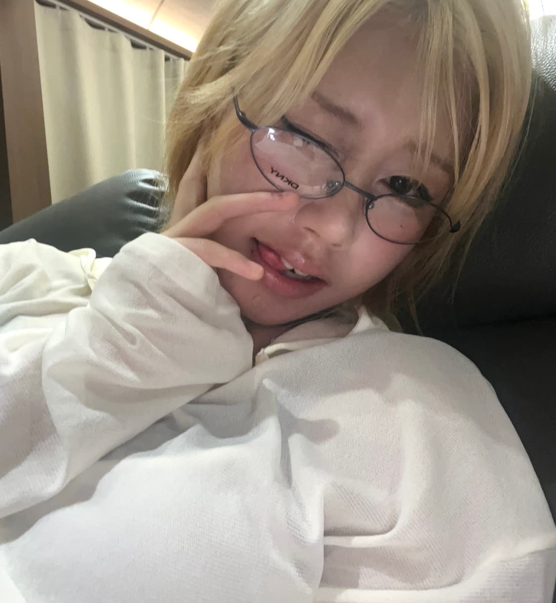 DKNY 안경 상품이미지2