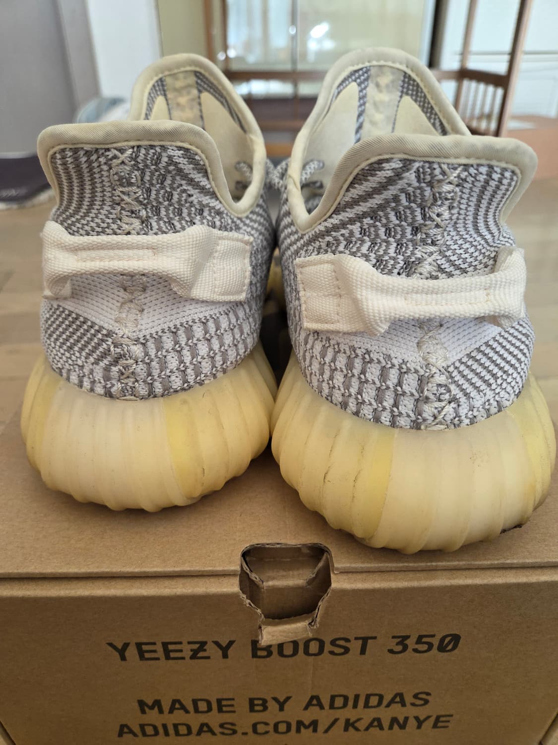 아디다스 이지부스트 350v2 스태틱 280 상품이미지2