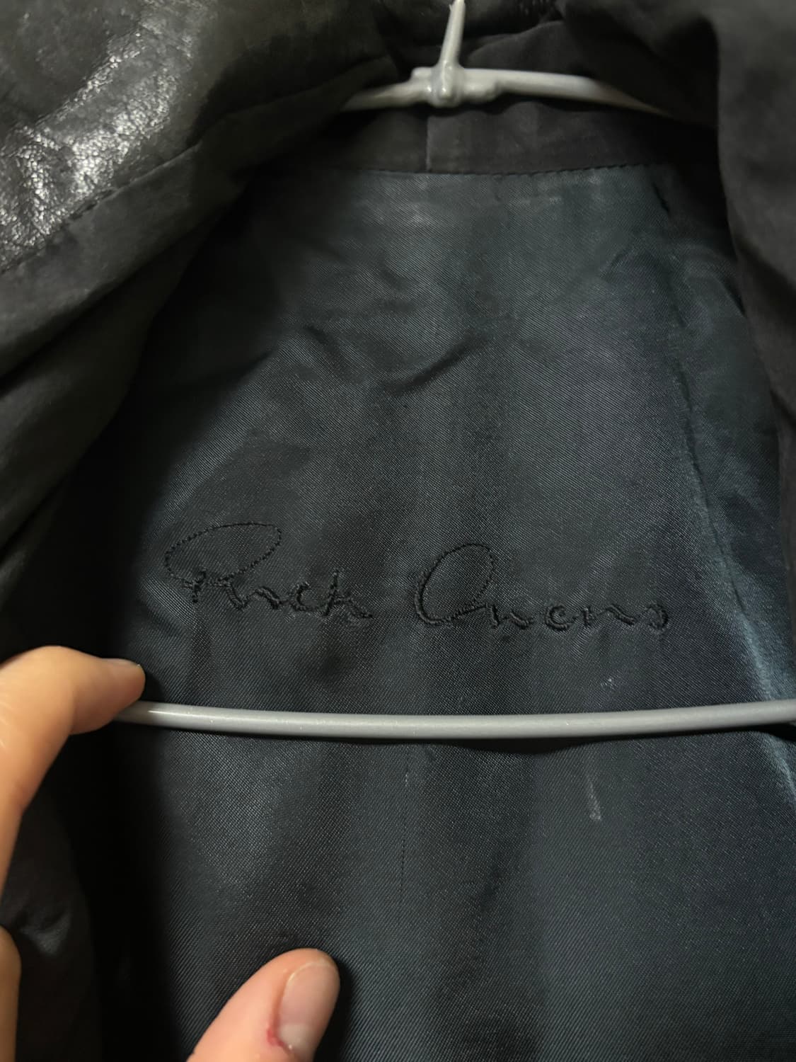 릭오웬스 사선 하이넥 레더코트 상품이미지7