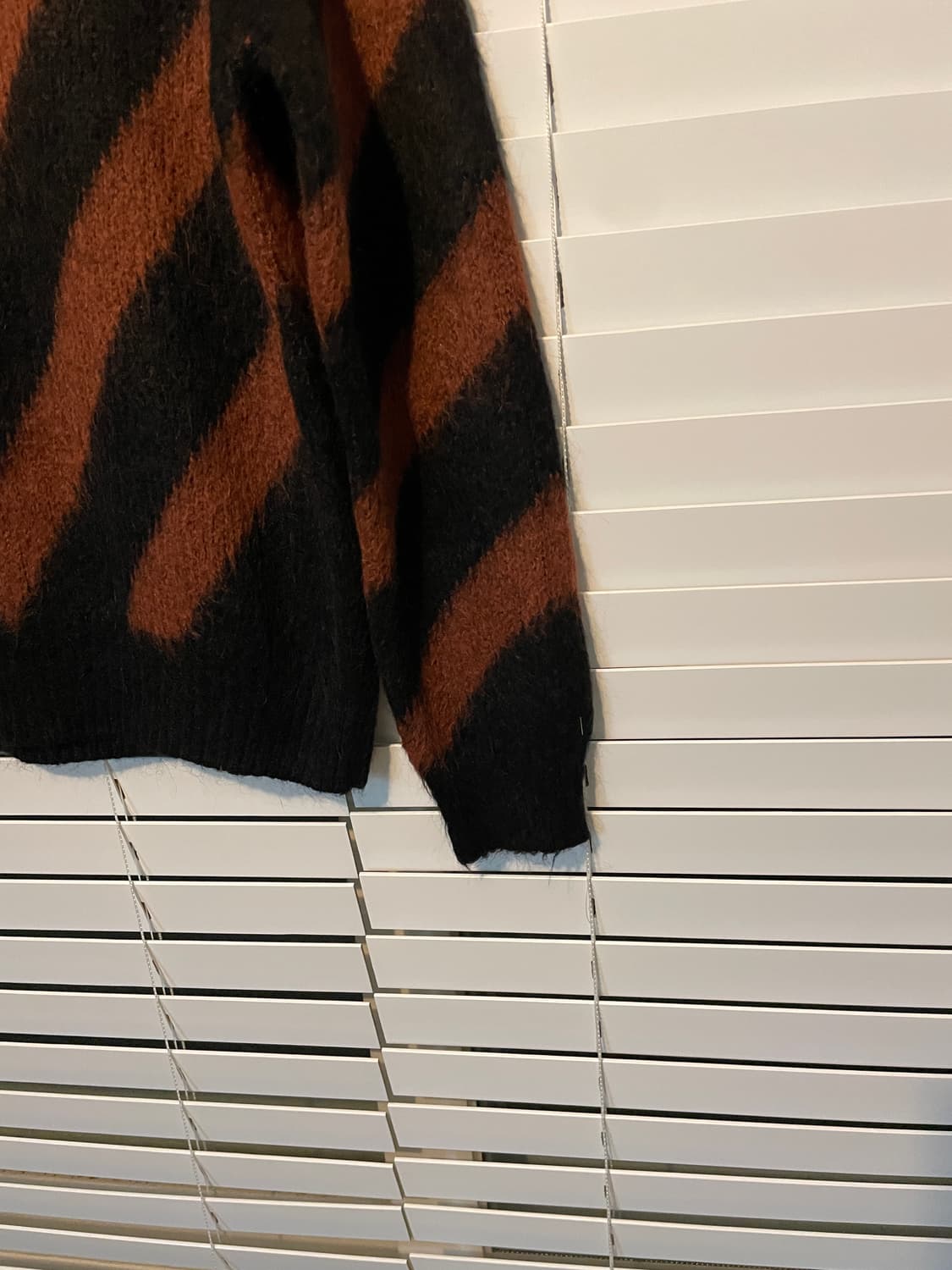 산드로 모헤어 니트 상품이미지6