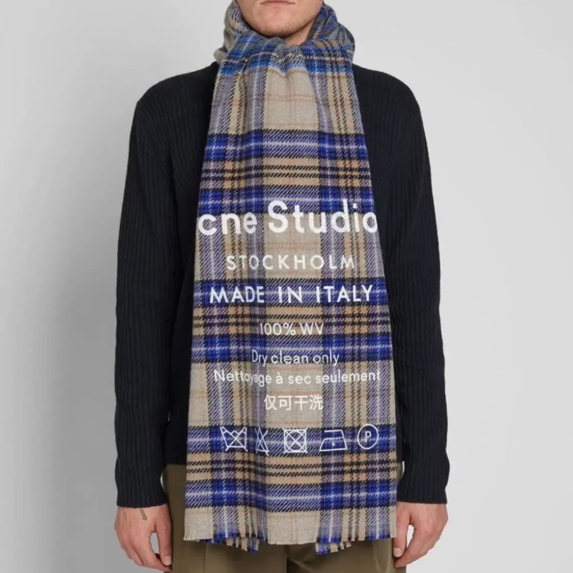 아크네 스튜디오 캐시어 체크 머플러 블루 베이지 상품이미지5