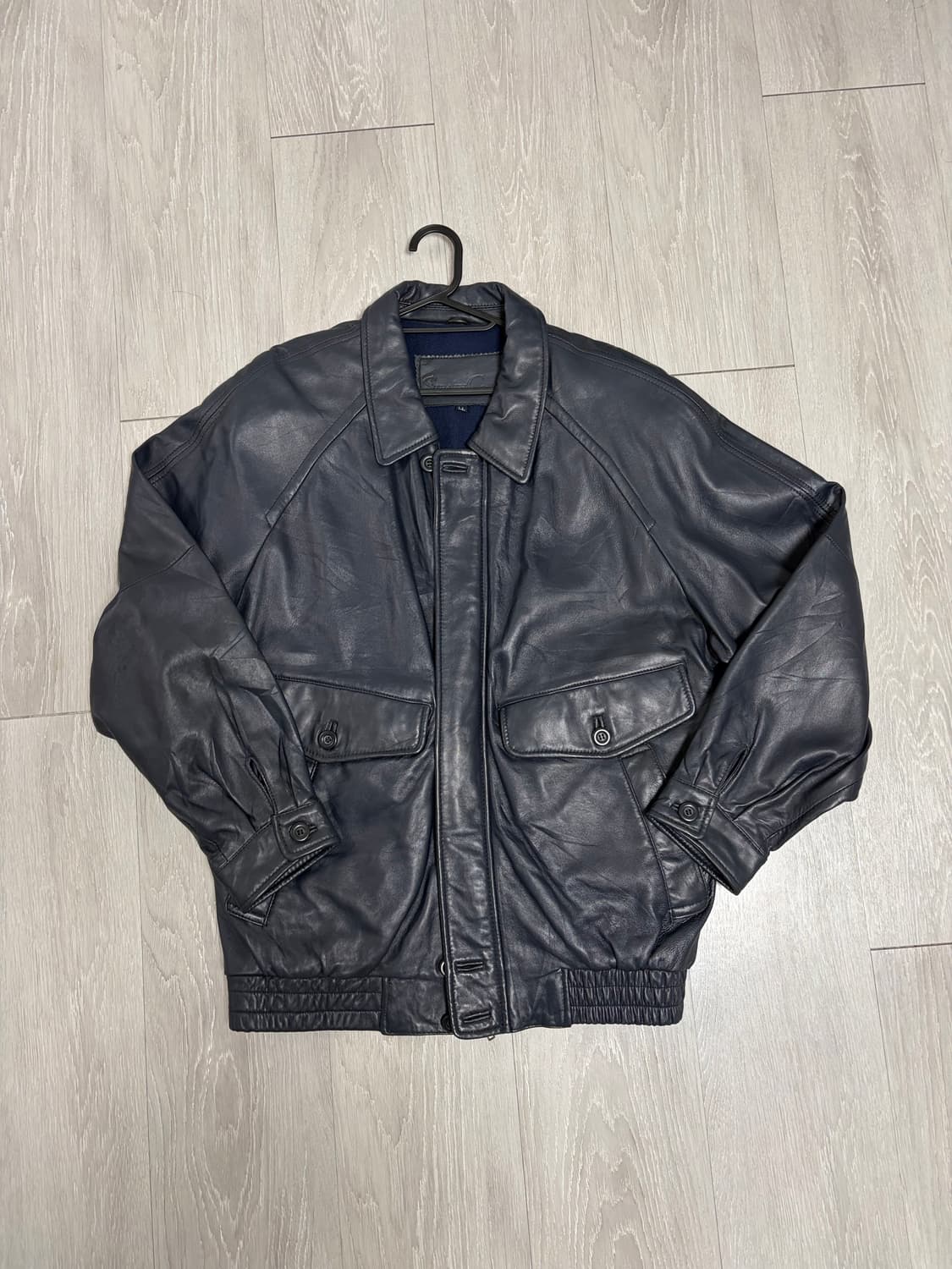 빈티지 가죽자켓 네이비 색상 팝니다 상품이미지1