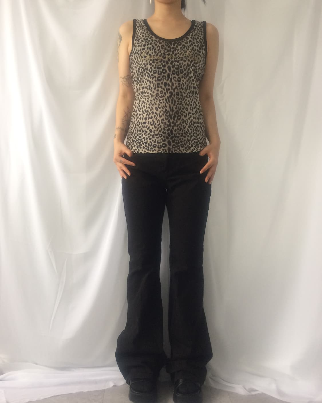 Lettering printing leopard pattern velve 상품이미지5