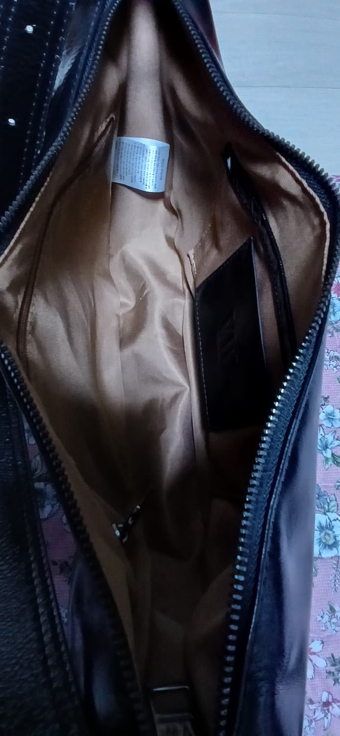 베라왕 크루아상 블랙 가죽 숄더백 겸 크로스백 상품이미지6