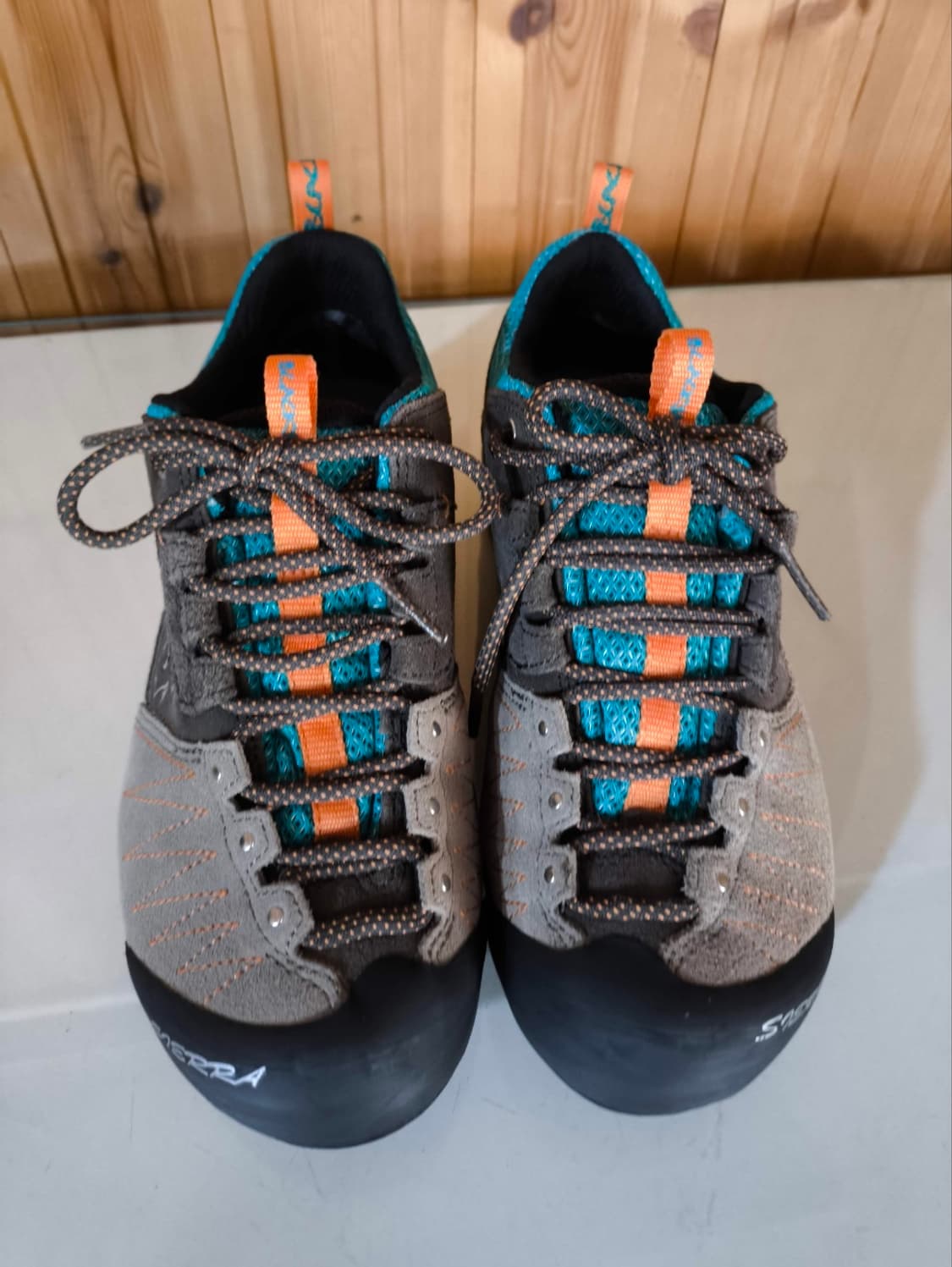 235mm 블랙야크 시에라 GTX 고어텍스 등산화 트레킹화 상품이미지4