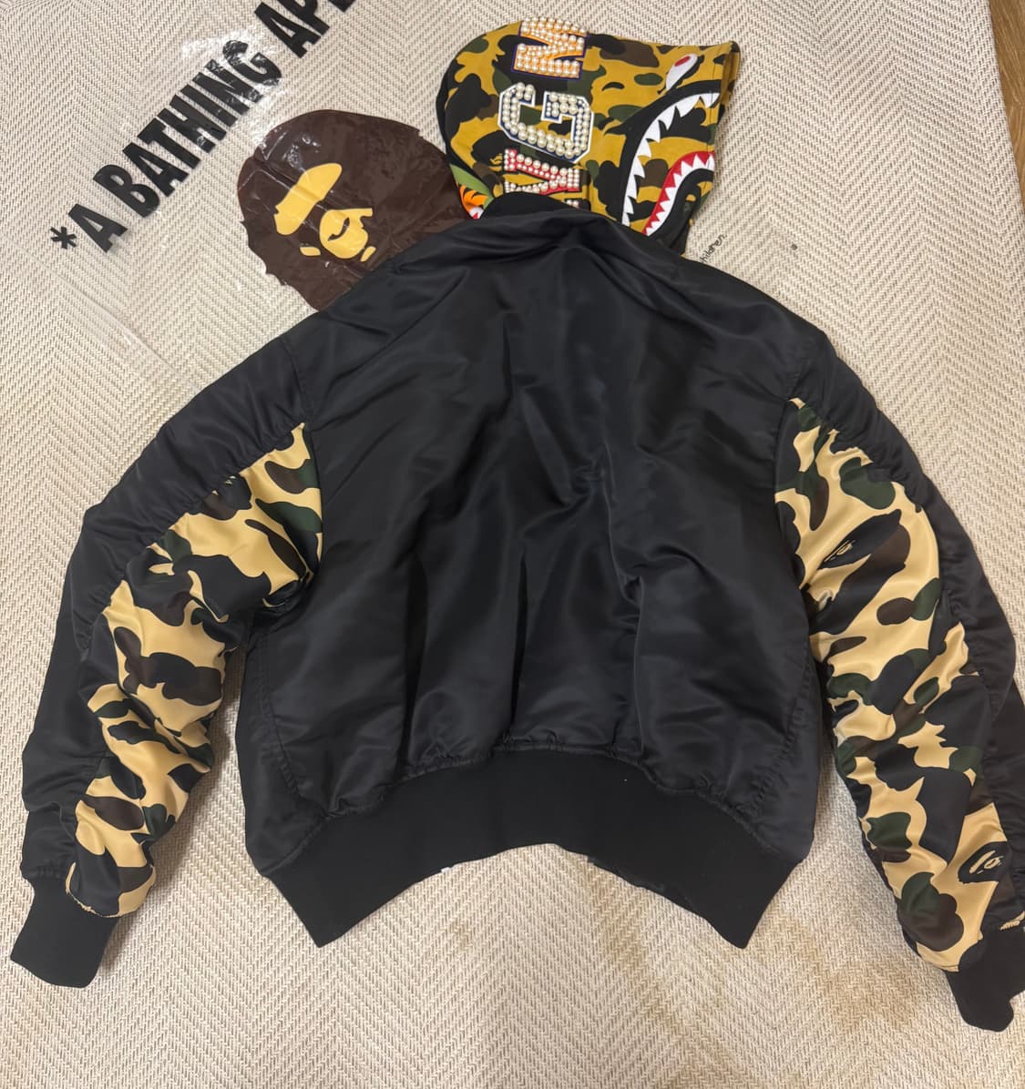 (W) 베이프 샤크 후드 MA-1 라이트 자켓 블랙 상품이미지1