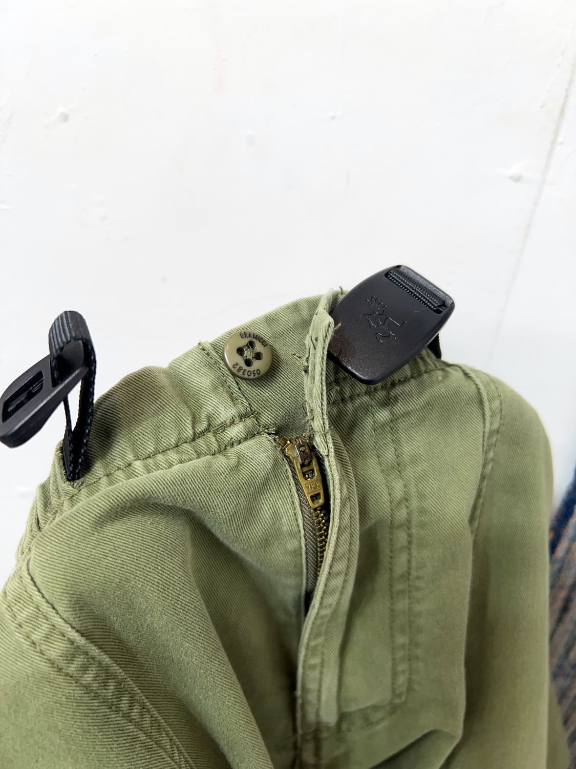 GRAMICCI  Loose Tapered Chino Pants 상품이미지5