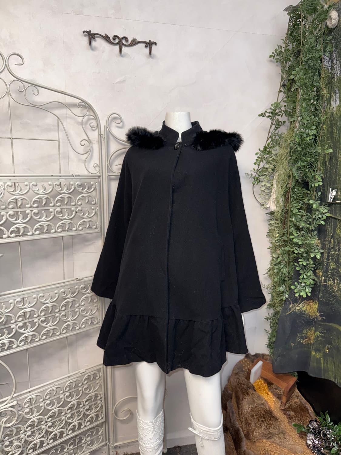 Black wool shirring balloon hood cape 코트 상품이미지5