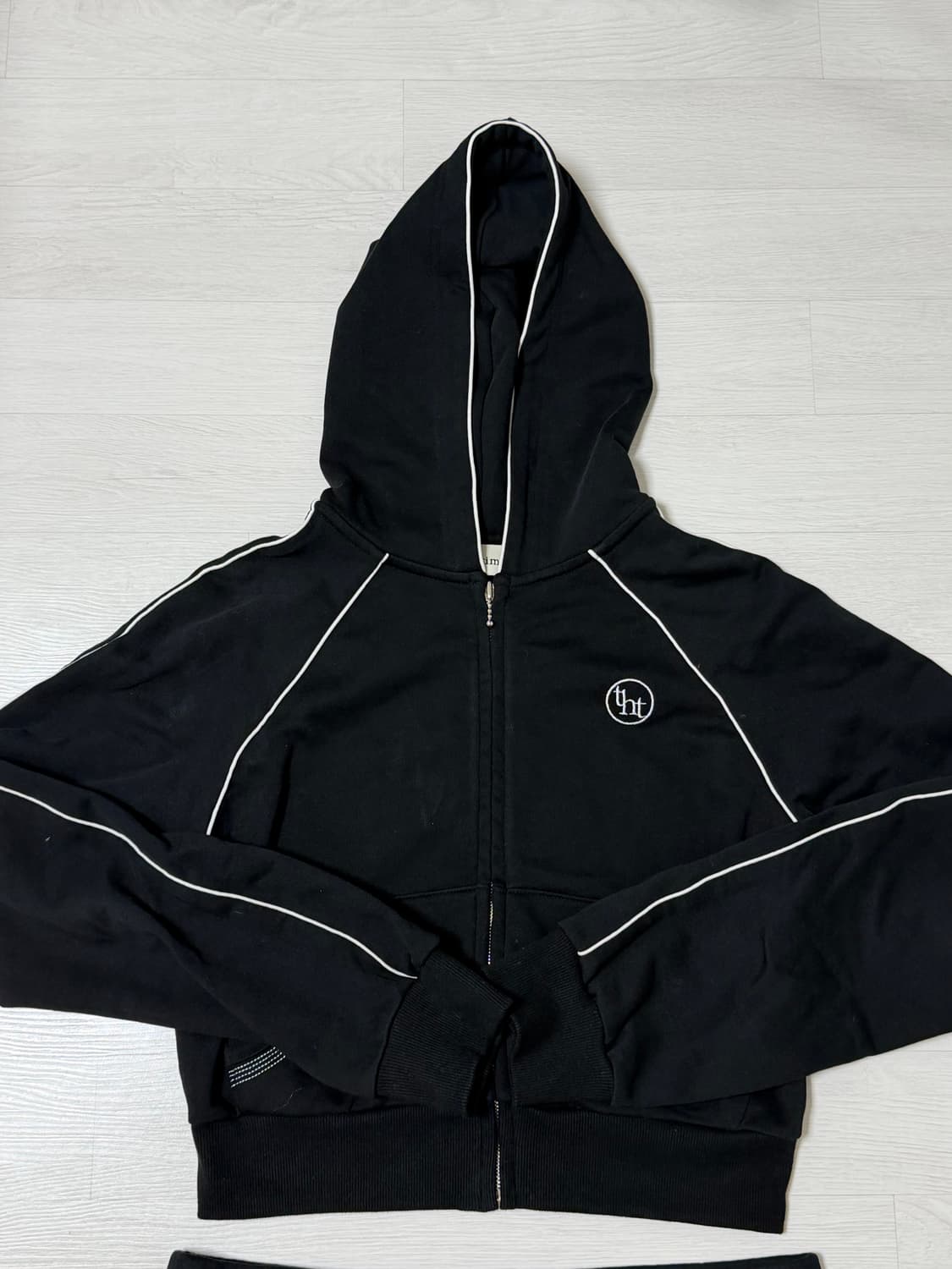 쓰리타임즈 셋업 판매합니다 상품이미지3