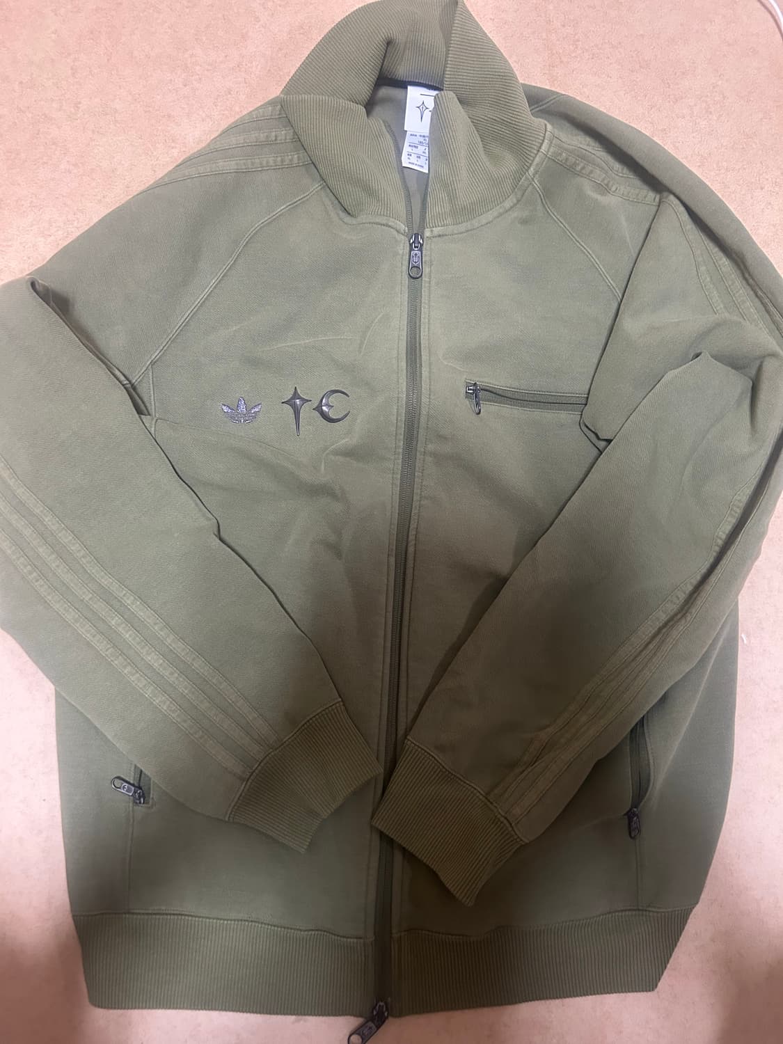 떠그클럽 아디다스 트랙탑 져지 올리브 XL 상품이미지1