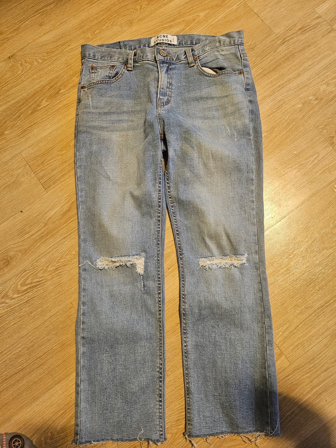 아크네스튜디오 청바지 상품이미지1