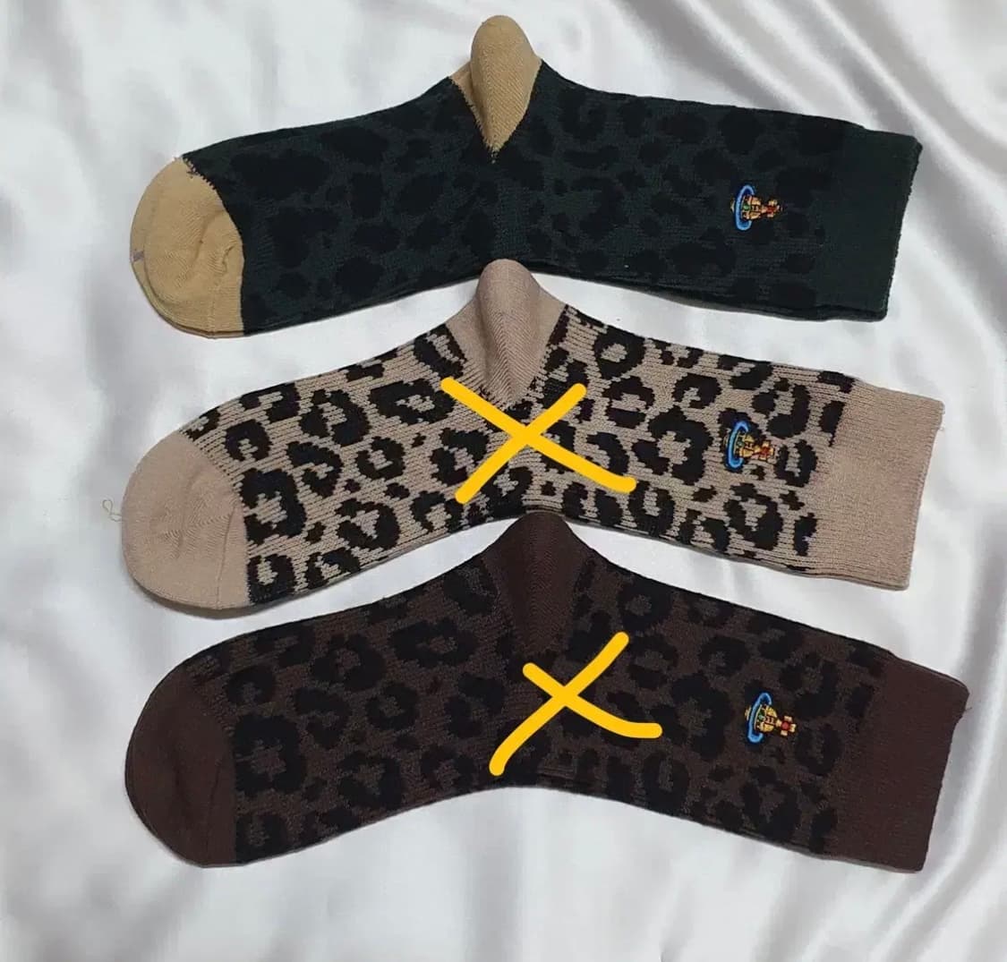 그린 베이지 브라운 호피 레오파드 비비안웨스트우드 양말 상품이미지3