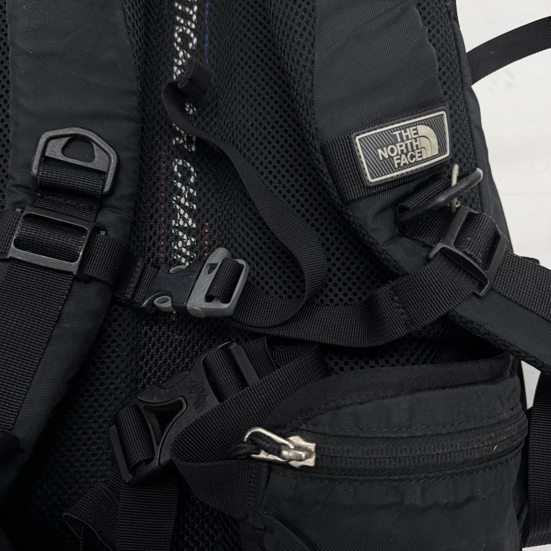 노스페이스 고프코어 테크니컬 마운틴 백팩 블랙 상품이미지6