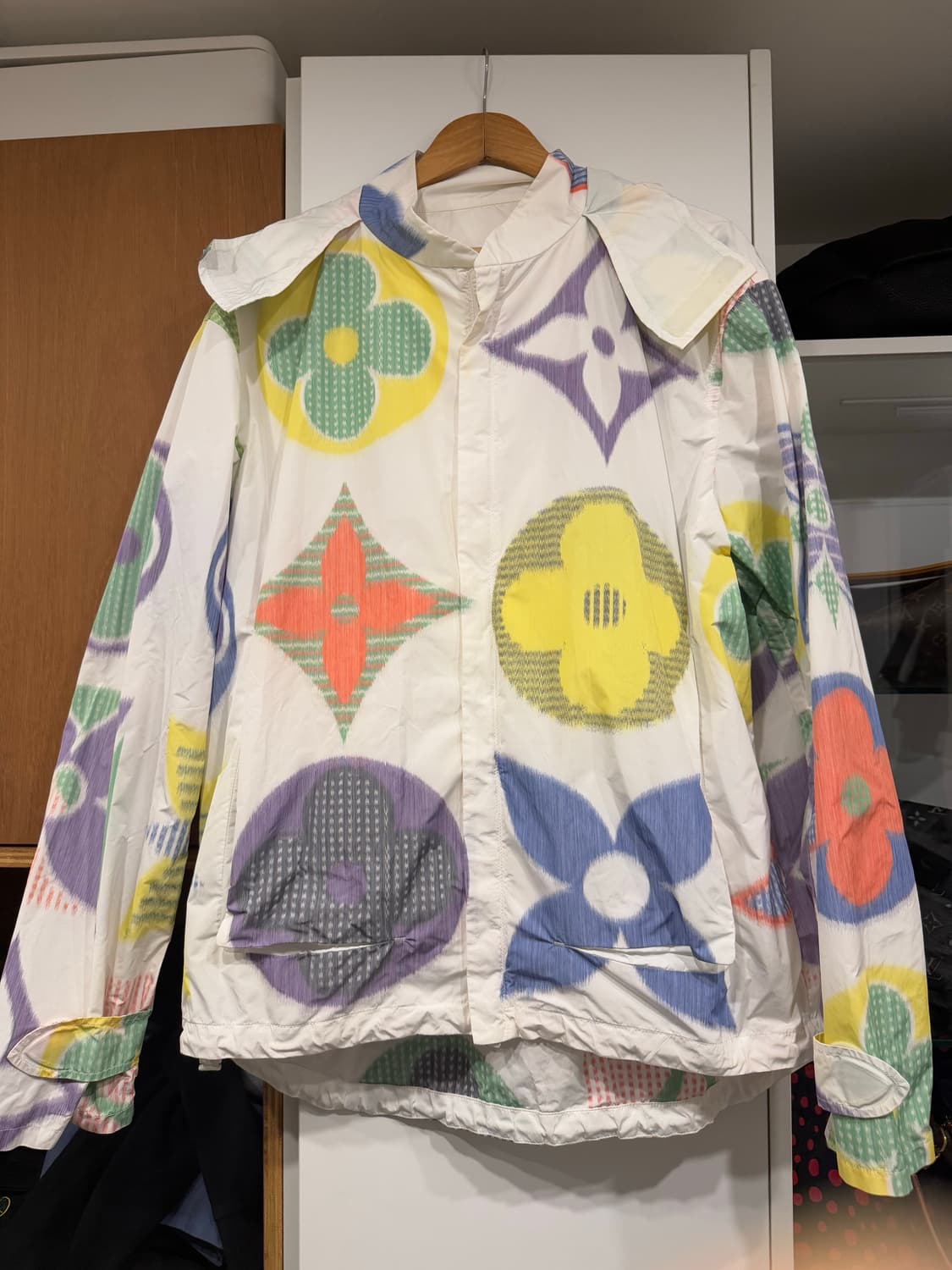 루이비통 바람막이 상품이미지1