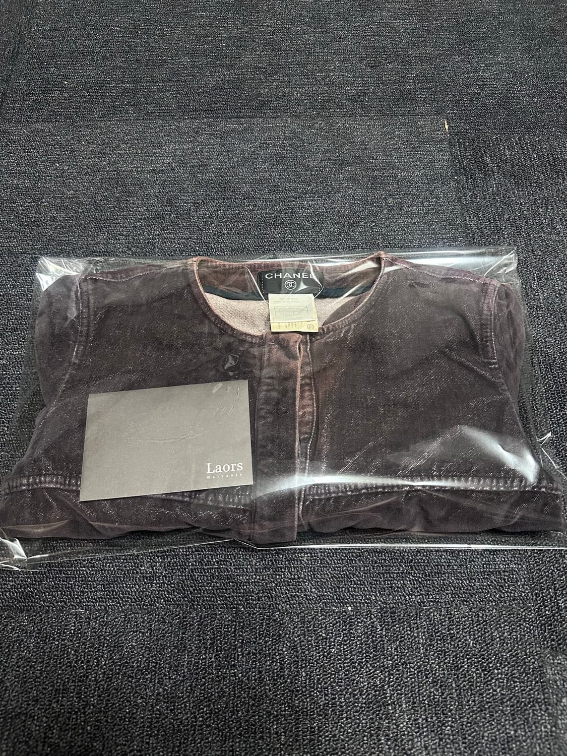 샤넬 02 FW 런웨이 컬렉션 브라운 벨루어 자켓 상품이미지9