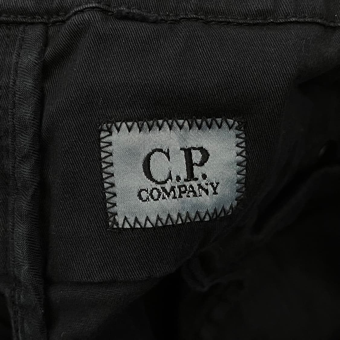 [정품/50] C.P.컴퍼니 블랙 조거 트레이닝 팬츠 b10 상품이미지4