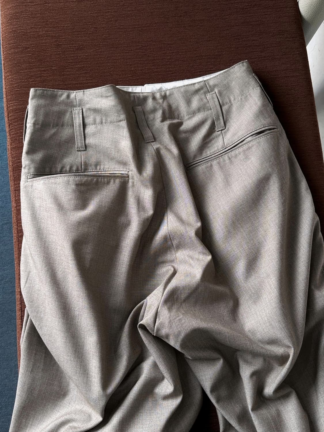 Rayon blend tuck jogger trousers 상품이미지9