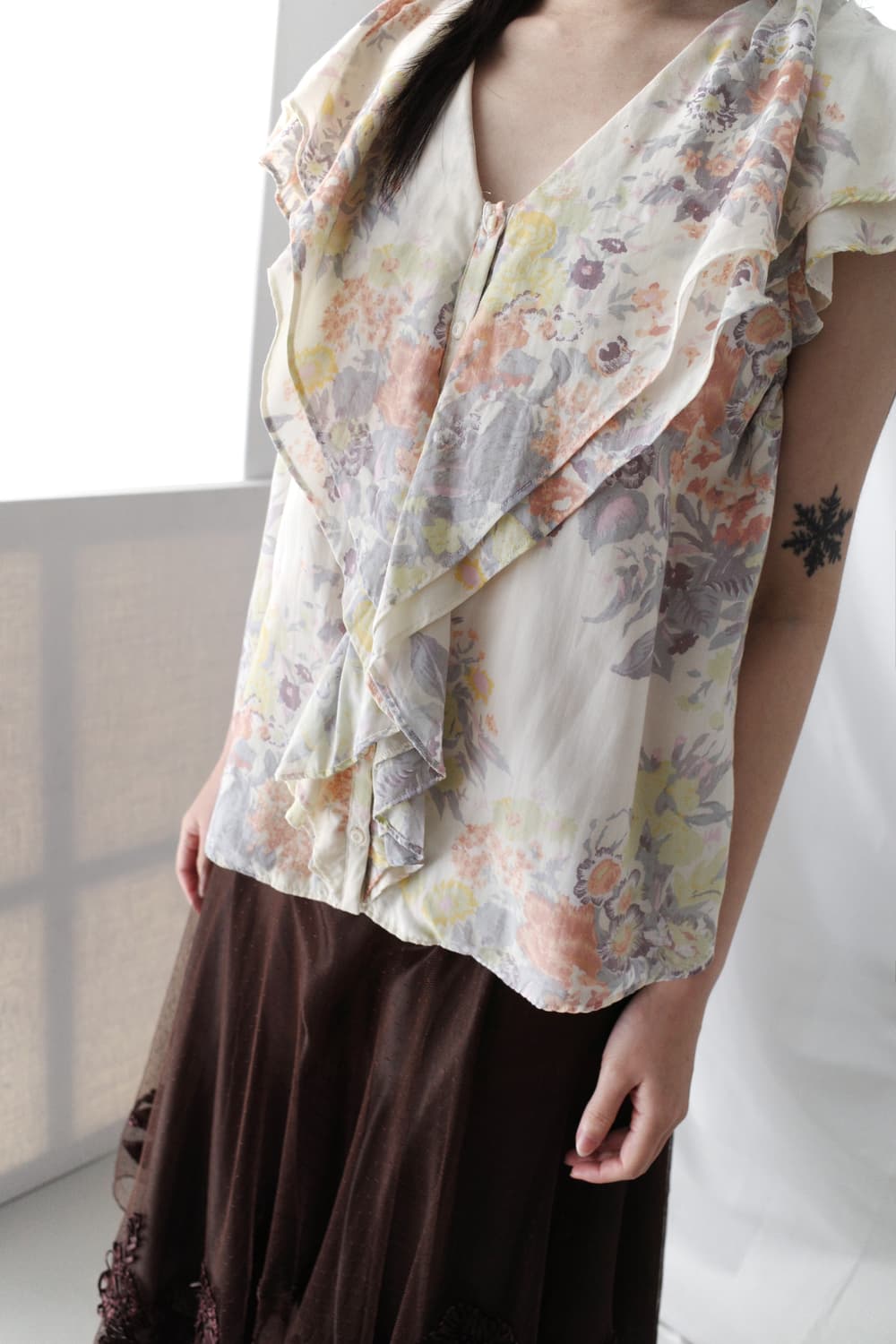 CAROLINA GLASER) flower ruffle blouse  상품이미지5