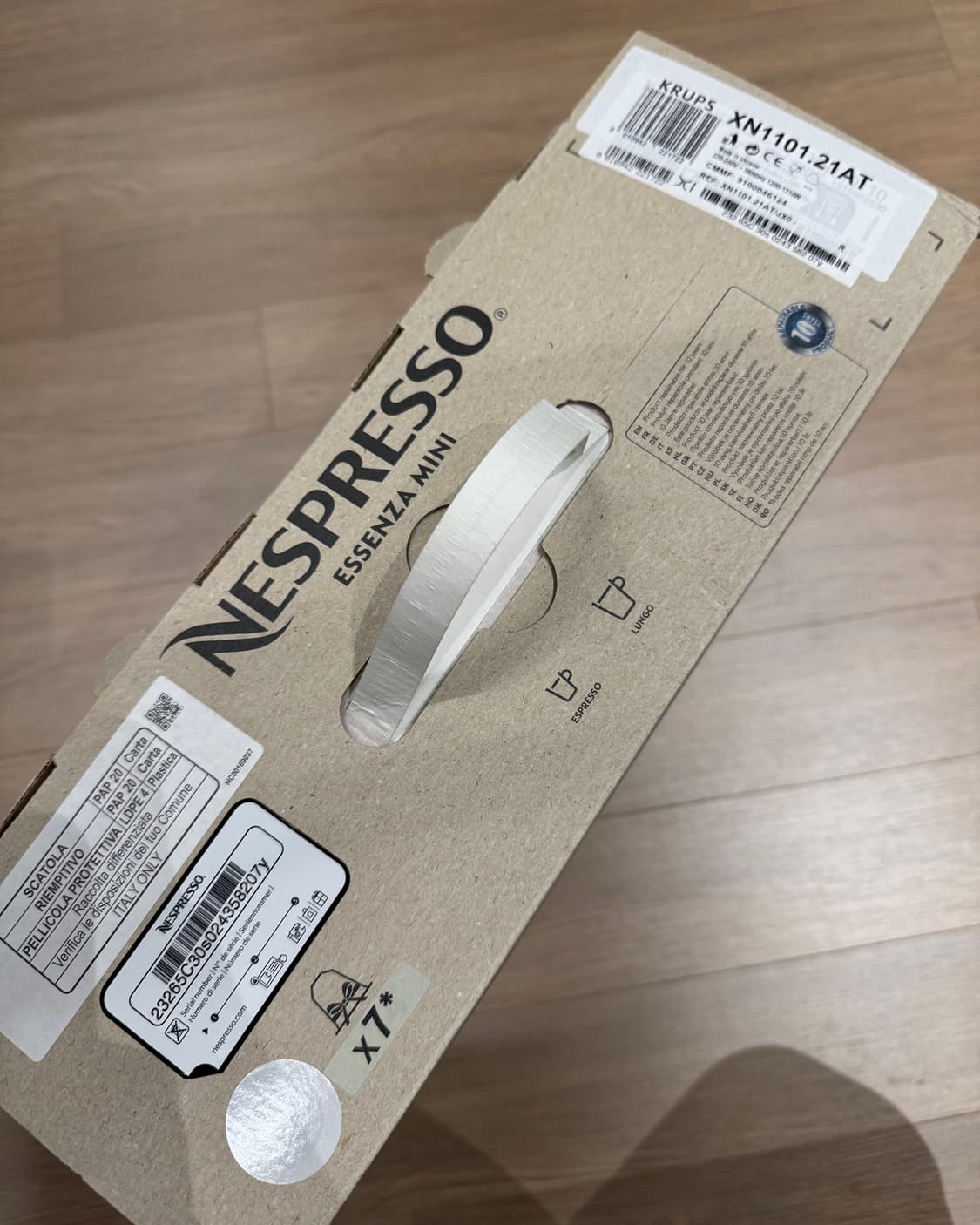 네스프레소 에센자 미니 C30 KRUPS 크룹스 화이트 상품이미지3