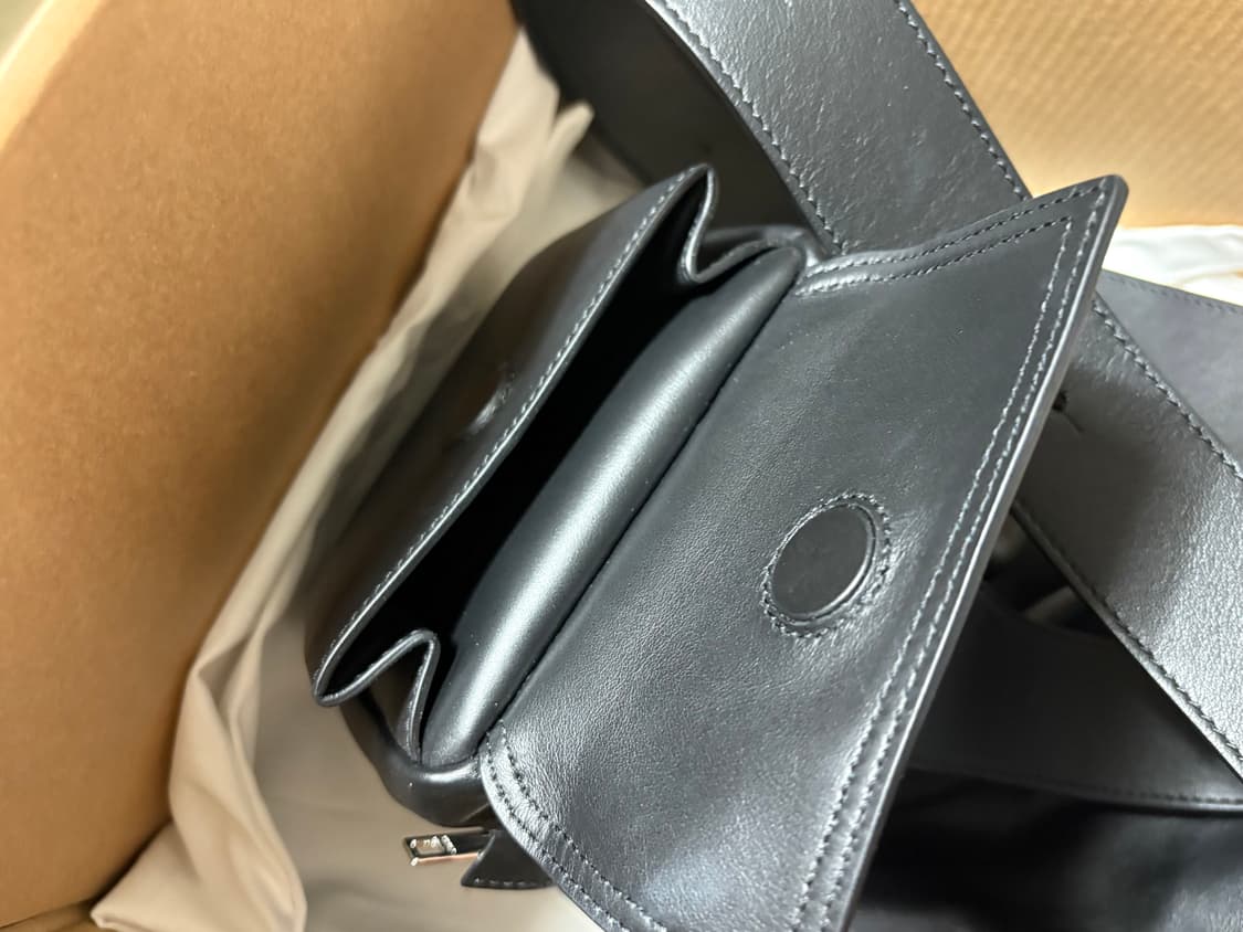 SUNNEI LABAULETTO TWISTED Bag (가격제안받아요~) 상품이미지9