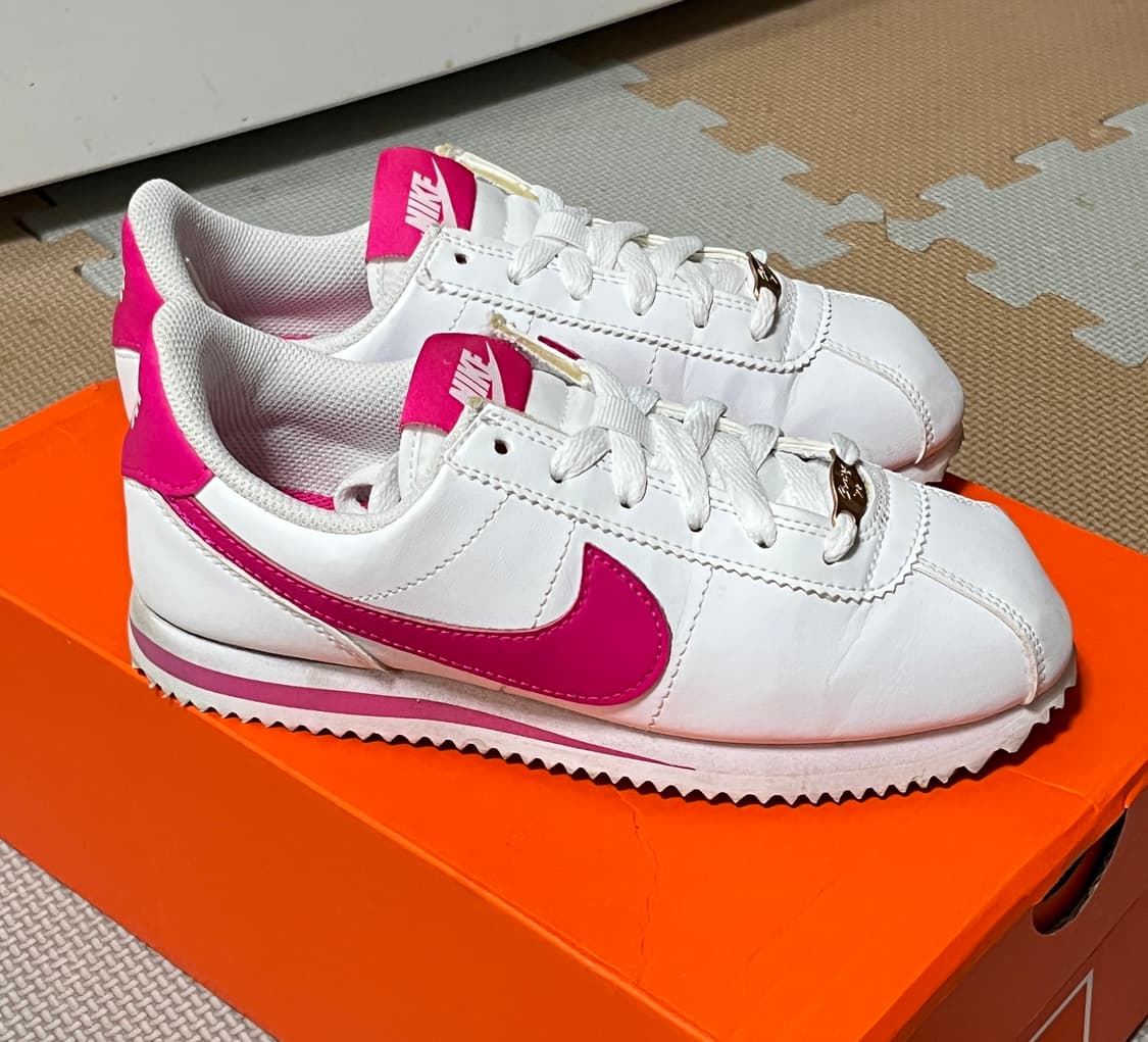 나이키 코르테즈72 핑크 신발 스니커즈 225 상품이미지3