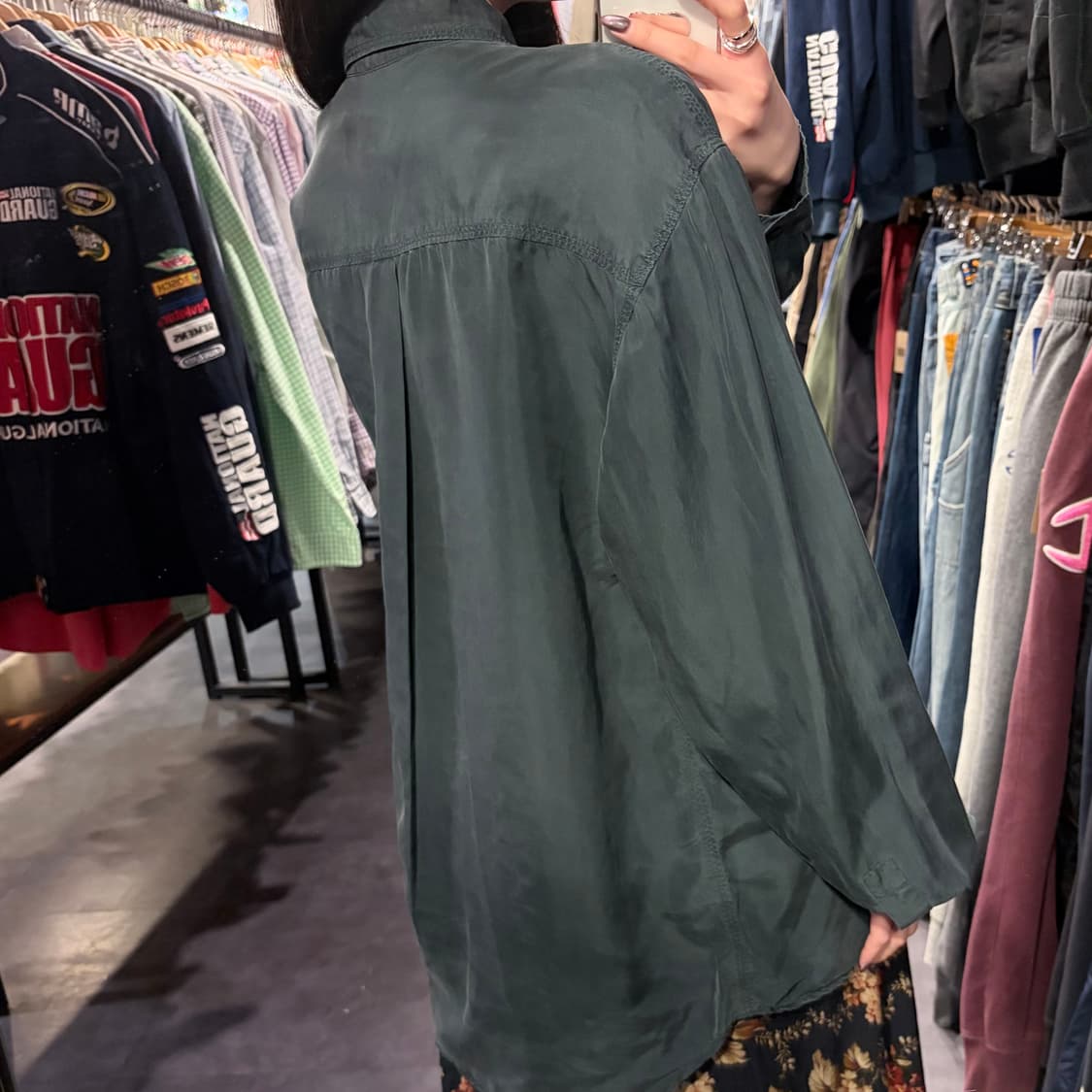  [IM] 실크 자수 패턴 긴팔셔츠 다크그린 상품이미지5