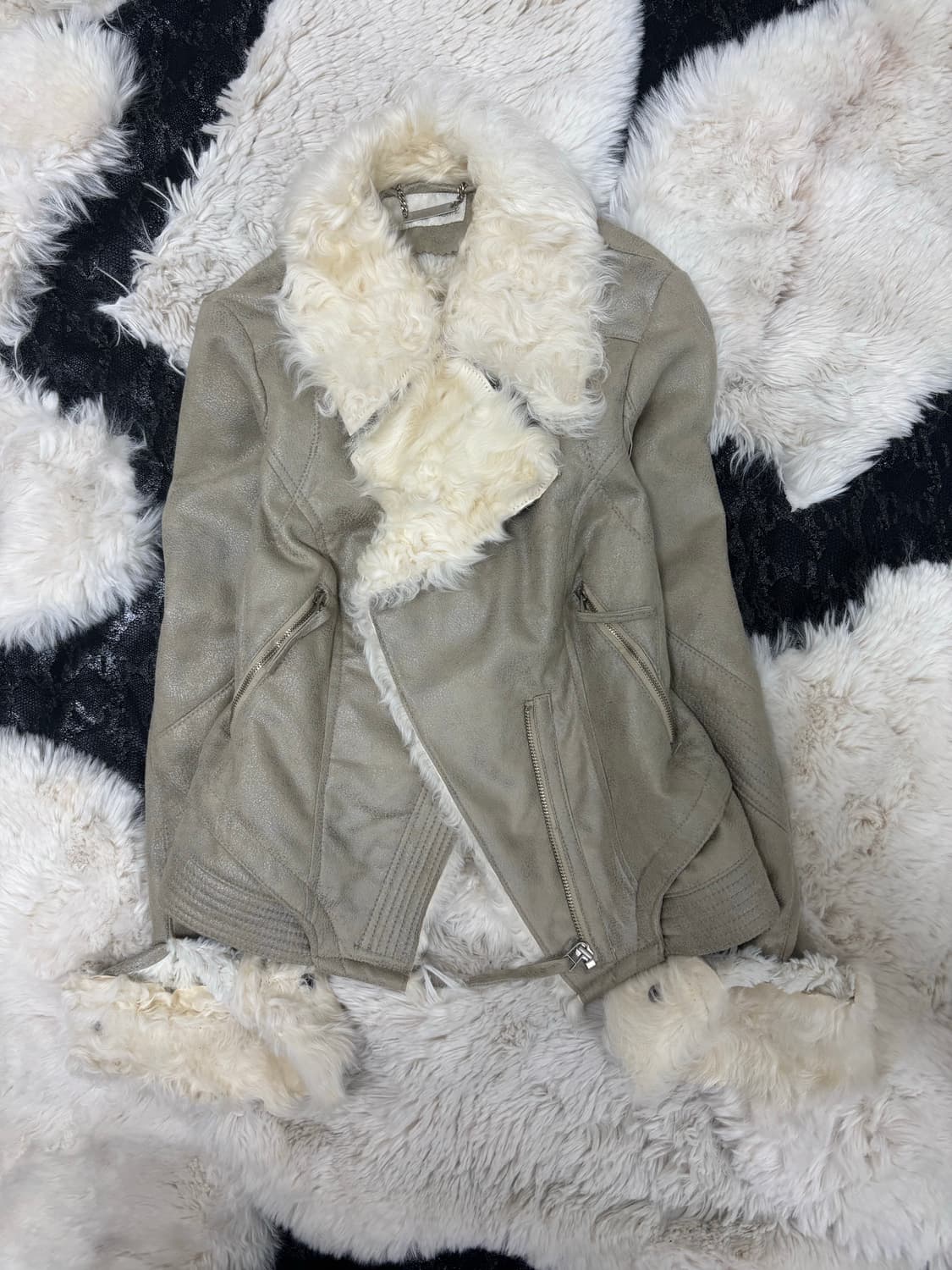 [00s] Fur Trimming Side Zip Detail Jacke 상품이미지1