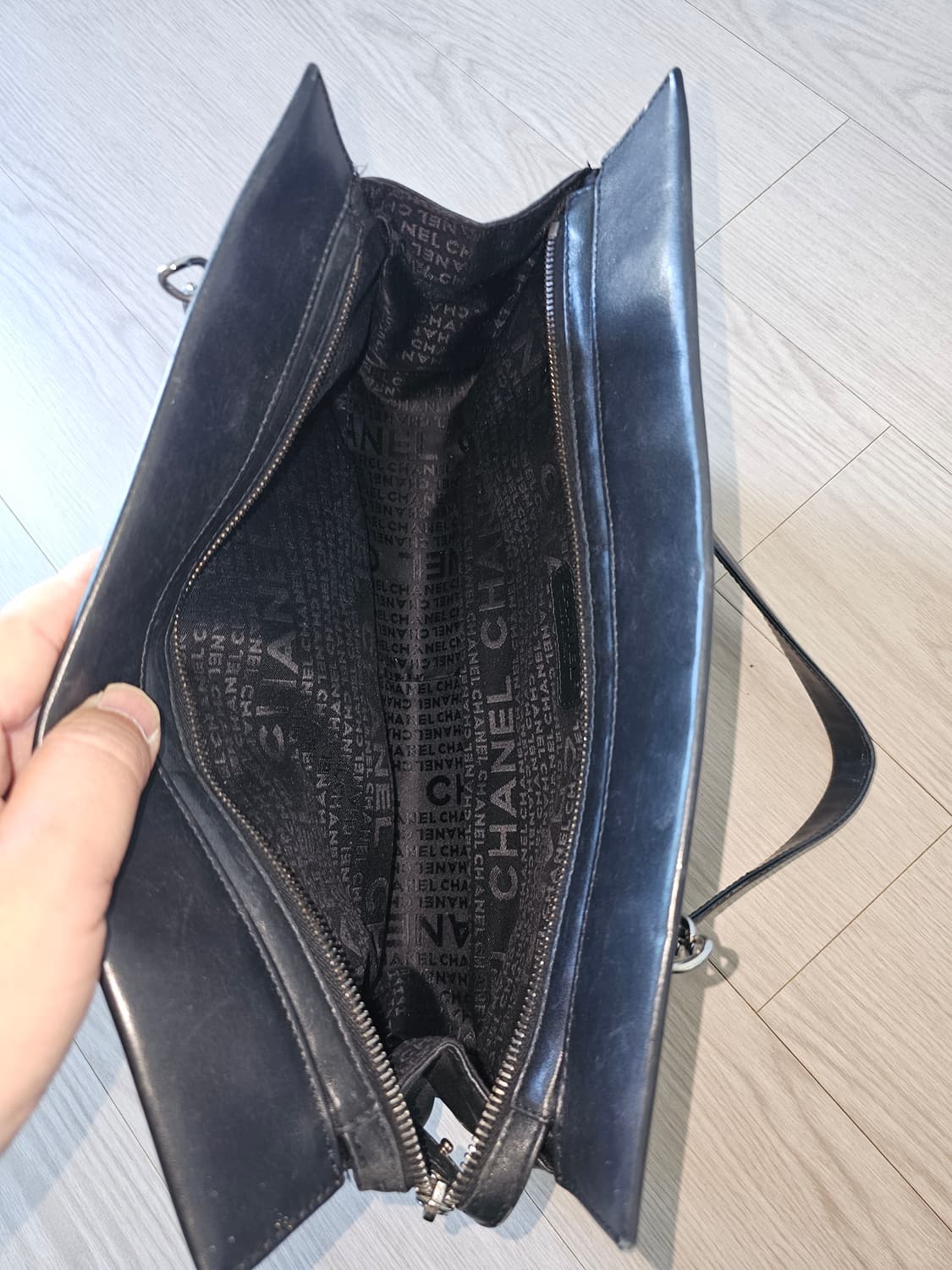 샤넬 블랙 램스킨 레더 숄더백 상품이미지6