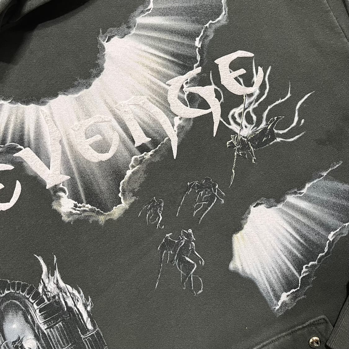 리벤지 디아블로 IV 리미티드 에디션 한정판 스터드 후디 상품이미지6