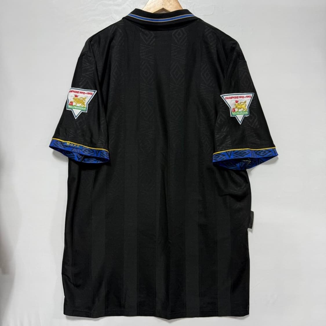 94-95 맨체스터 유니폼 노마킹 반팔티  2XL 엄브로 상품이미지2