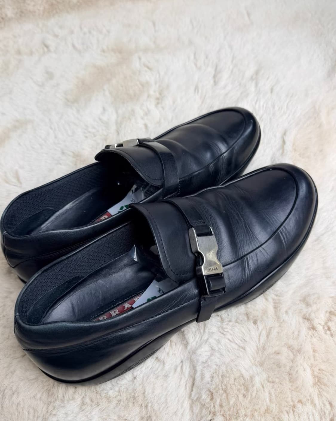 프라다 스포츠 메탈 버클 로퍼 스니커즈 6 상품이미지4