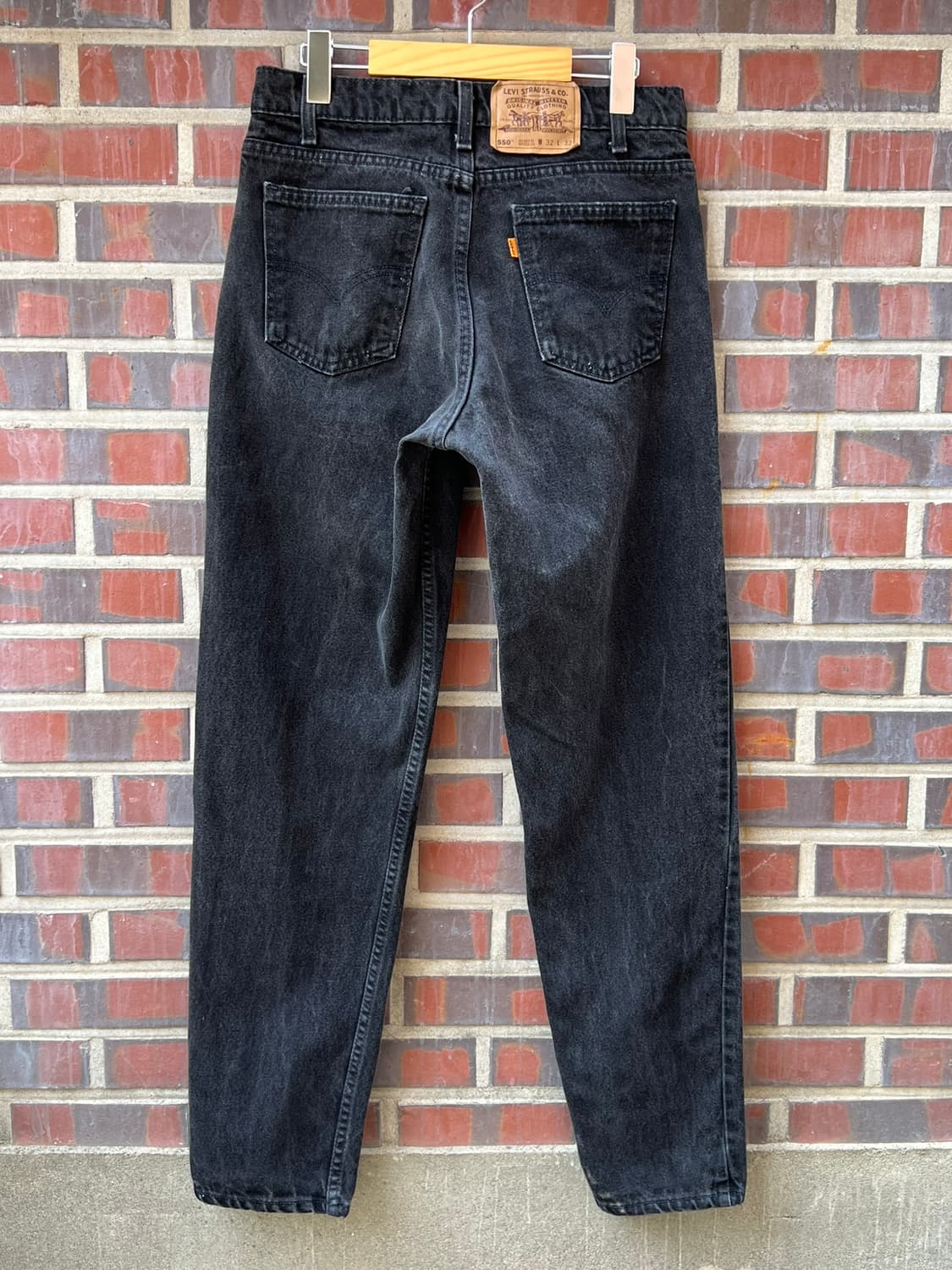 90's [32x32] 리바이스 550 USA 오렌지탭 블랙 데님 팬츠 상품이미지8