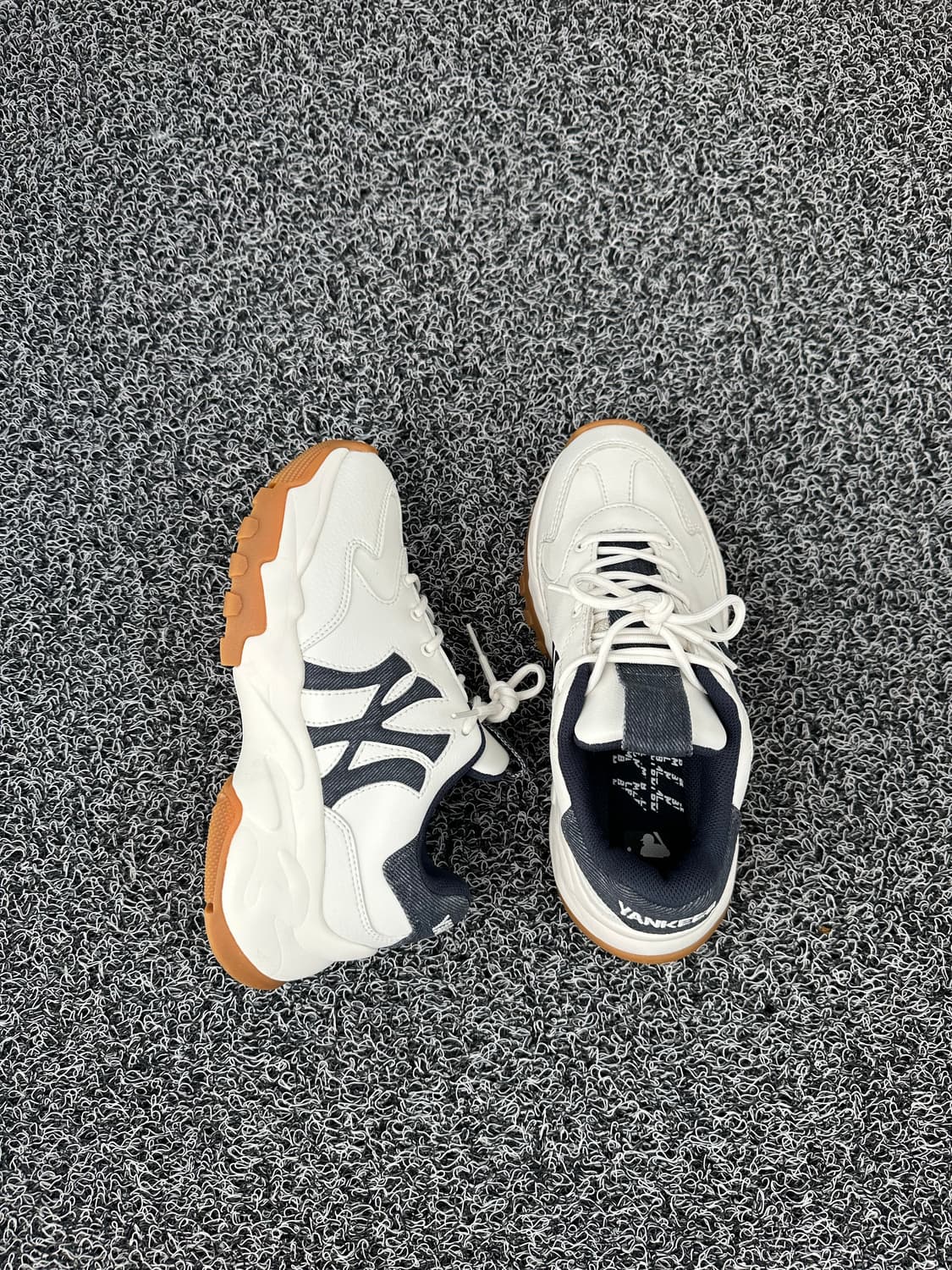 MLB 빅볼청키 뉴욕양키스 운동화 240 상품이미지2