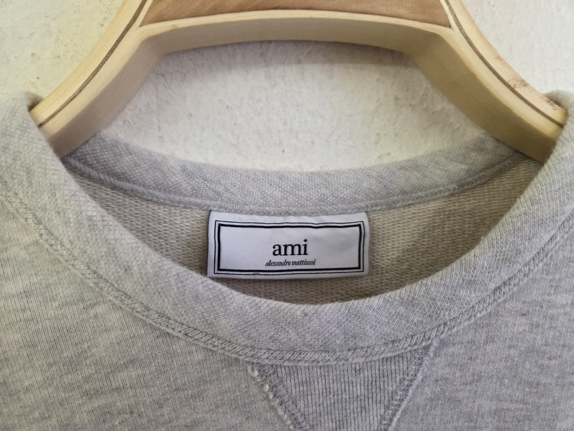 AMI  아미 숫자 9 로고 맨투맨 상품이미지2